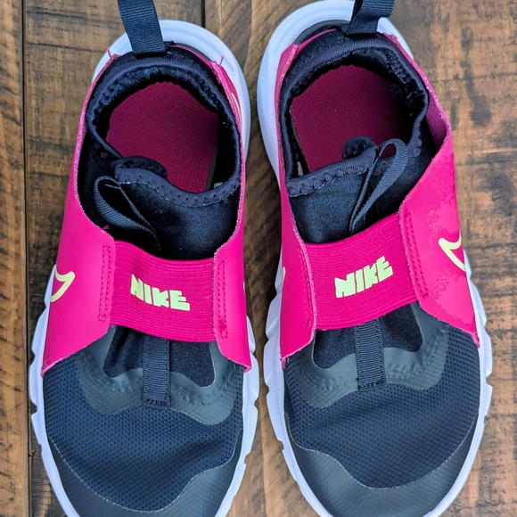 Nike Flex Runner 2 GS 'Dark Obsidian Fireberry Size 3.5Y - Picture 9 of 12